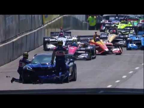 IndyCar 2018 Detroit Pace Car Crashes before Race Starts!