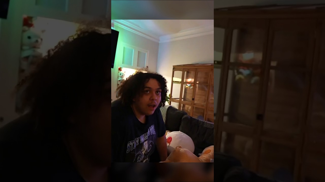 Зоил сломал диван Эмиру за 15 тысяч долларов