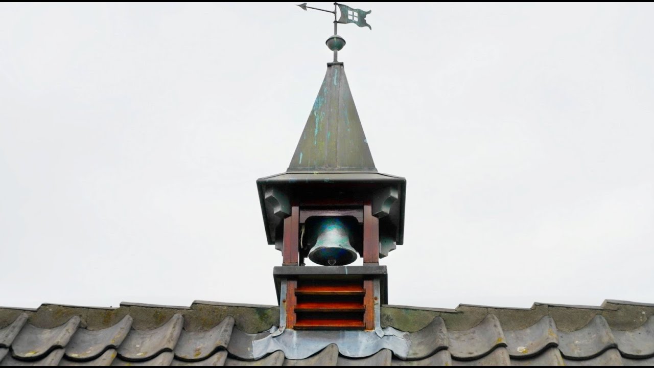 Het Angelus klept in de verte - YouTube