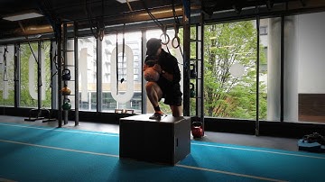 Kettlebell Ankle Dorsiflexion w/Band Distraction