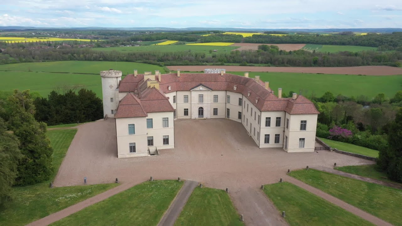 Entre ces murs : l'exceptionnel château de Ray-sur-Saône