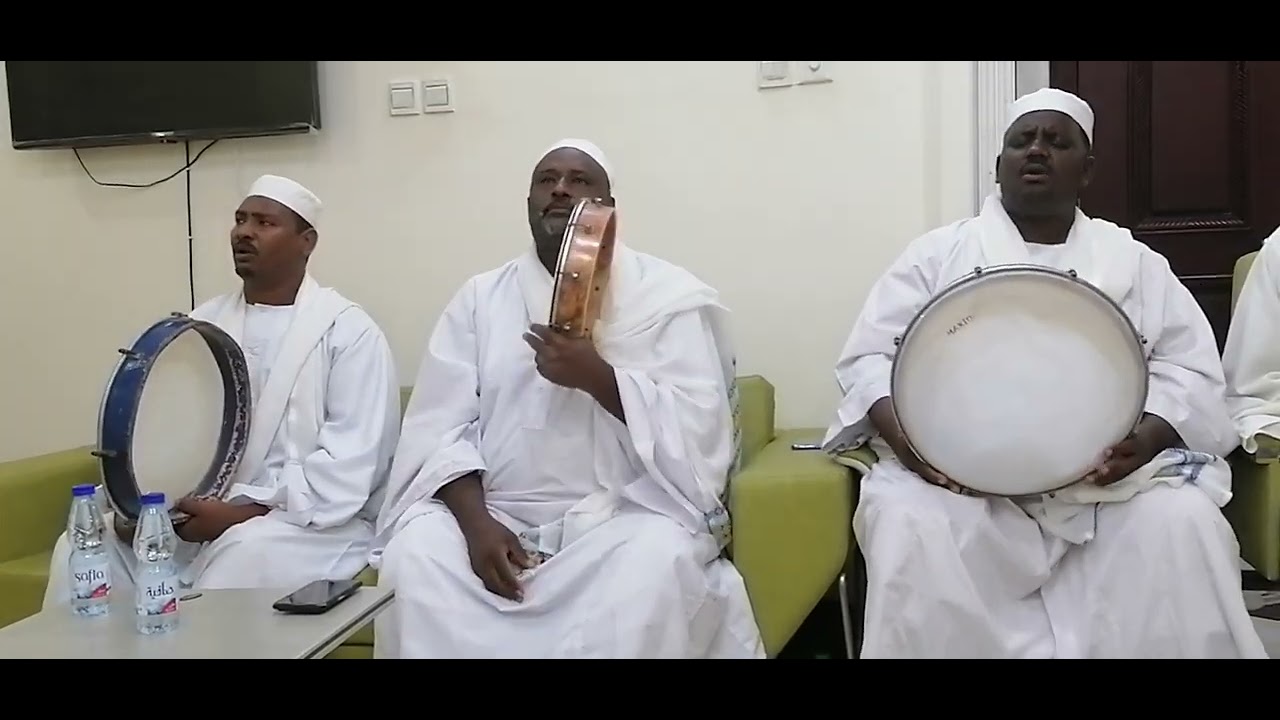 ياماشي بالطريق  المادح.شهاب مكي جلسة صفاء مع أهل الصفاء