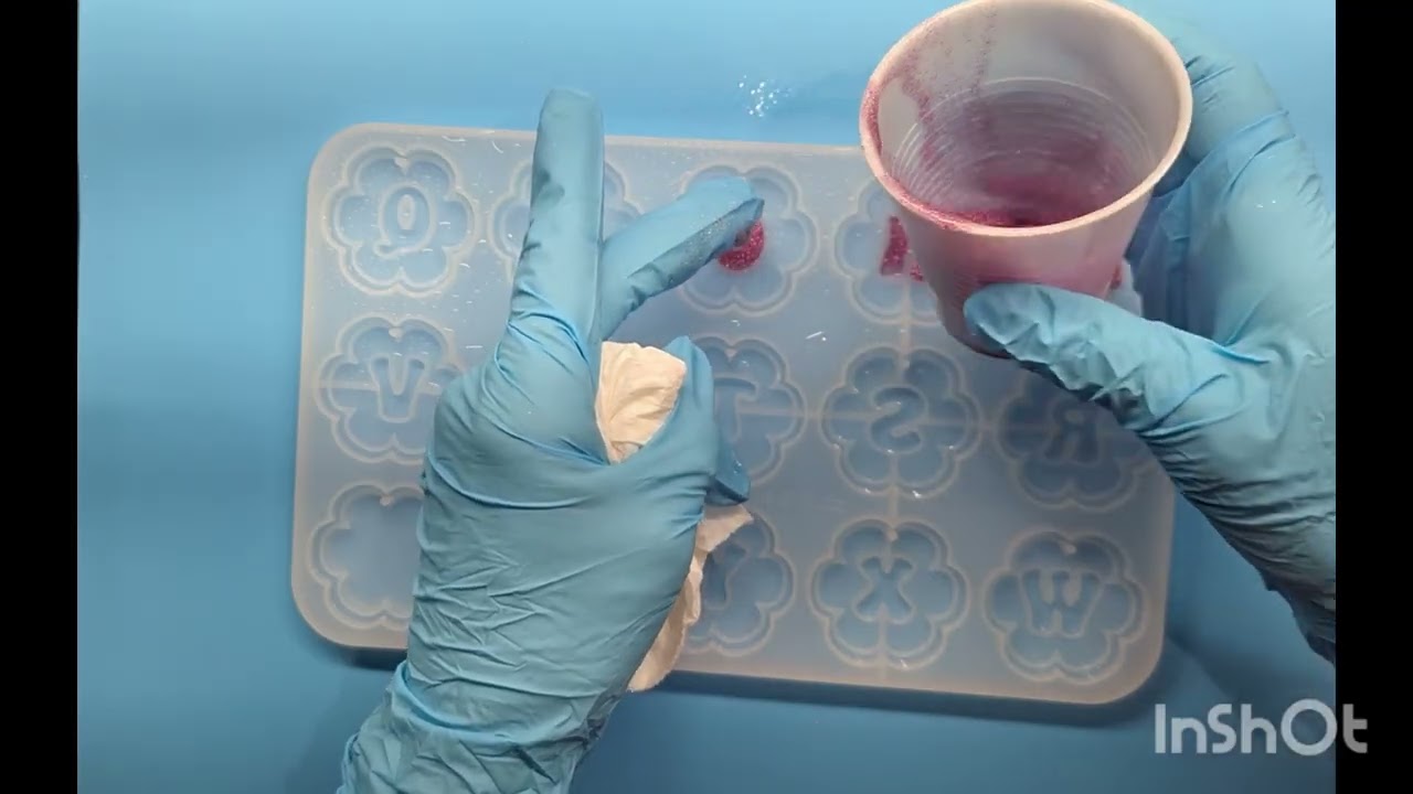 #135 Let's Resin's newest flower Keychain mold