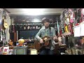 「LIPS」メガマソ シア太くんのたどたどしいギター弾き語り Japanese playing the guitar