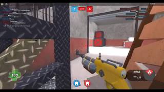 I Was Playing With Mooseblox Roblox Mad Paintball 2