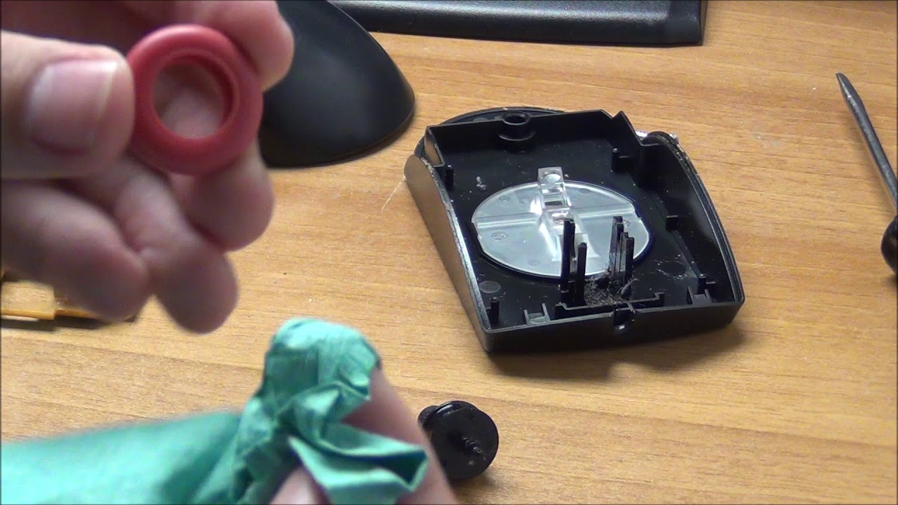 How to Clean Mouse Scroll Wheel