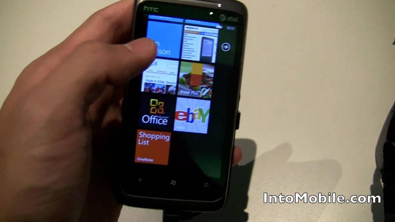 Retromobe - retro mobile phones and other gadgets: T-Mobile G1 / HTC Dream  (2008), image size:1280x720