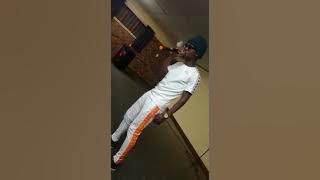 Emiky Perfoming Bek'zalwi nja yam