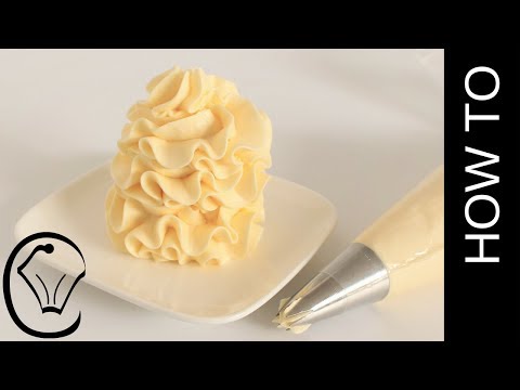 cream-cheese-condensed-milk-buttercream-frosting-smooth-buttercream-red-velvet-cake-cupcakes
