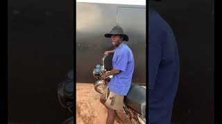 The deaf and dumb thief 😱🙆😅 #funny #comedy #laugh #goviral #comedyshorts #laugh