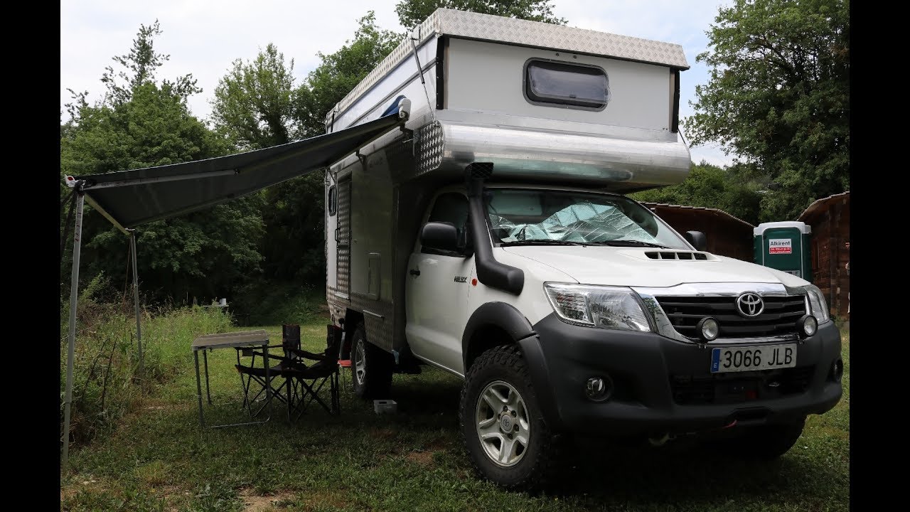 Toyota 4x4 camper