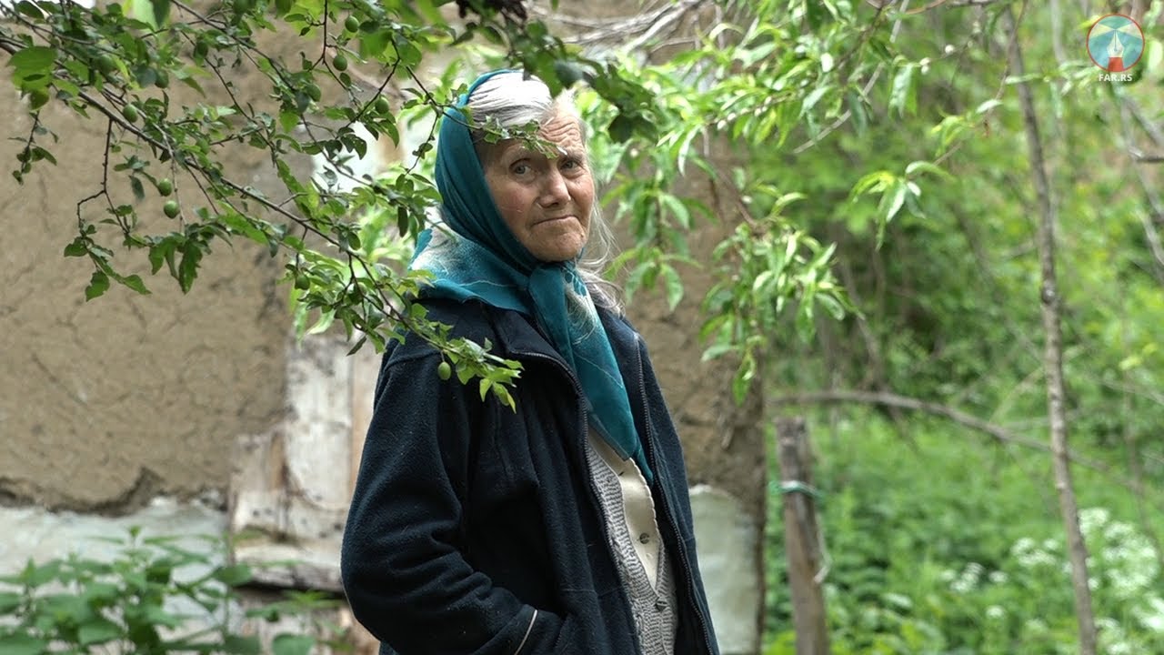 Баба Софка е сама в Грапа