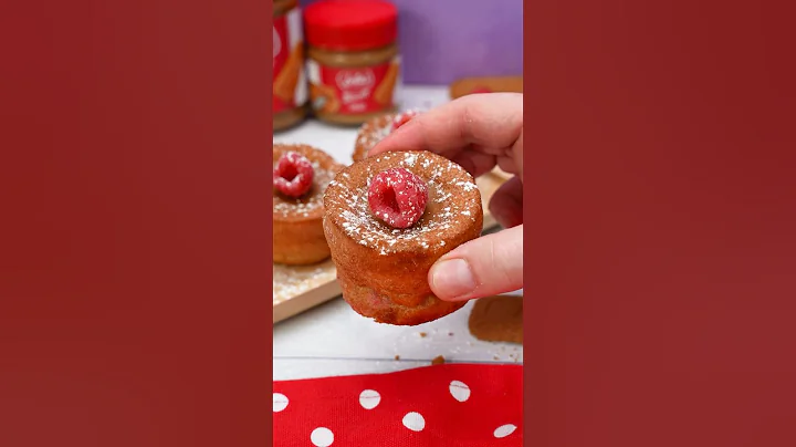 Biscoff Yorkshire Puds! 💖 #Shorts #Foodie #Biscoff #Sweets #FoodHacks #EasyRecipe #EasyDessert