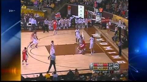 Lobos win 1st MWC game, beat Wyoming 72-62