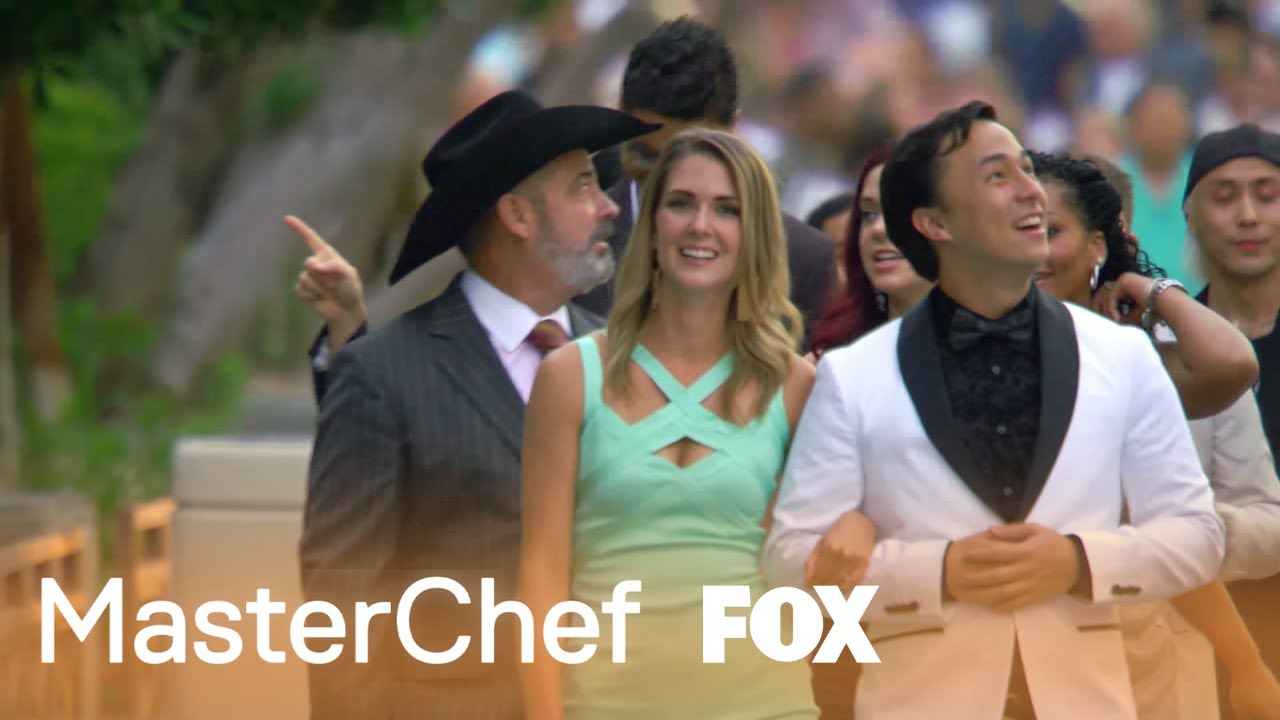 contestants on love island 2018 The Top 12 Arrive At Caesars Palace | Season 8 Ep. 11 | MASTERCHEF