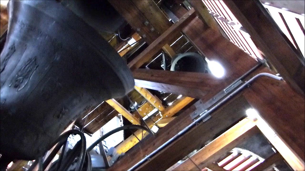 Taufers (Südtirol) Geläute der Dekanatspfarrkirche Mariä Himmelfahrt