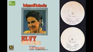 Elvy Sukaesih Mandi Madu