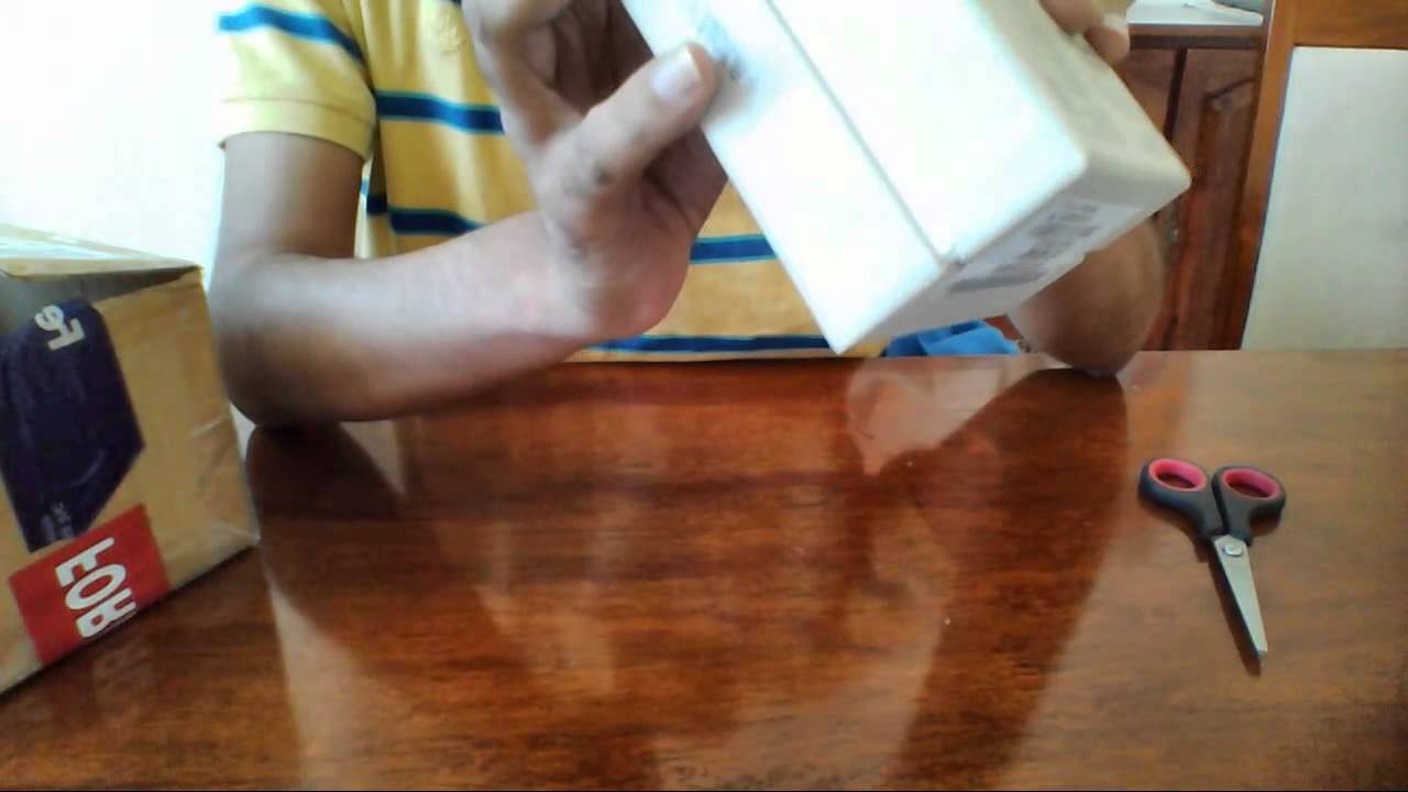 Opening box for Galaxy Note-4 SM-N910U