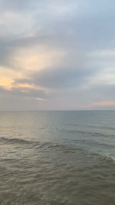 SENJA ALAMI DI PULAU GARAM - MADURA