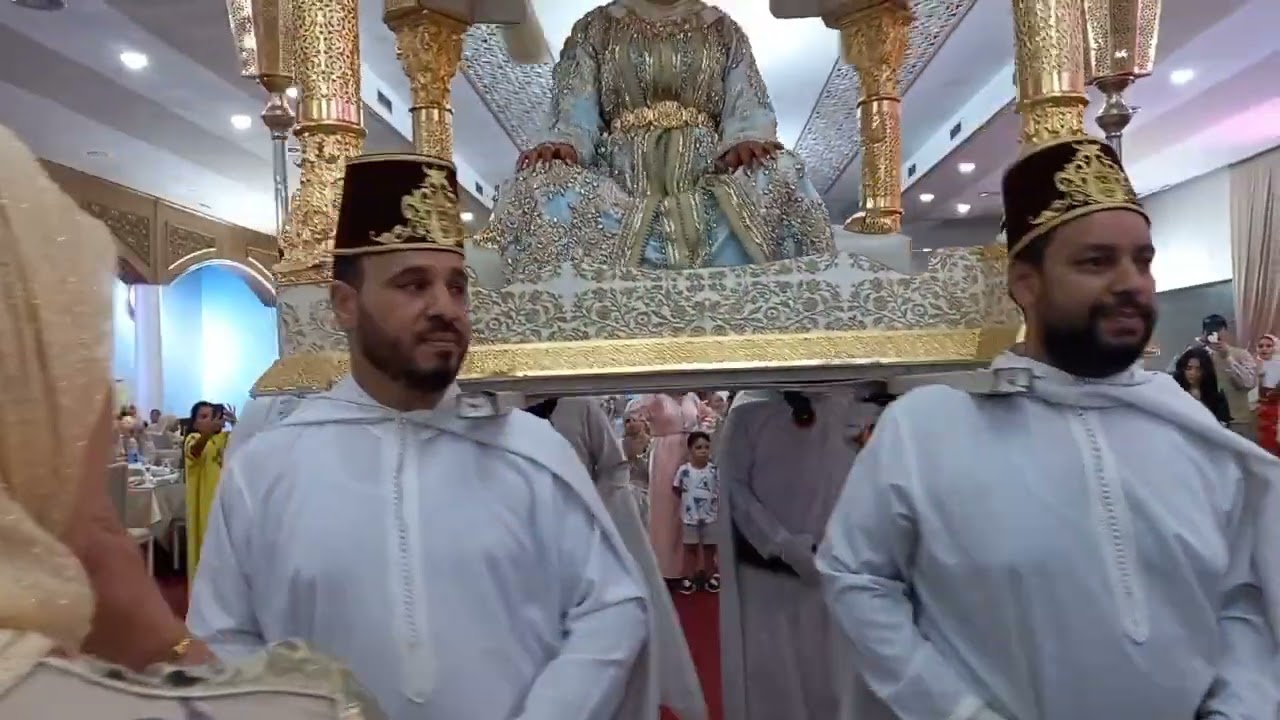 عرس مميز بإحدى قاعات  الأفراح  باكادير.