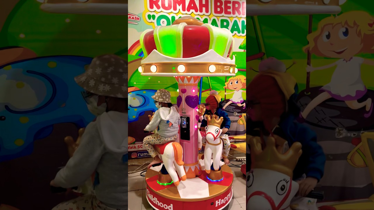 Carousel mahkota kuda lucu 