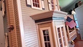 Ed & Joyces Custom Dollhouses