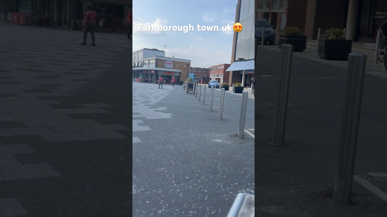 UK Farnborough town center park and shops | jayaboomi travel palces uk
