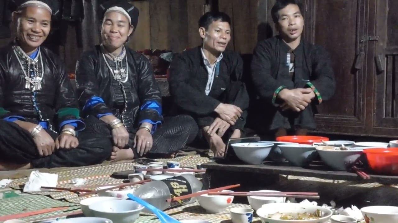 hát nùng phong kim bên gái pô chông