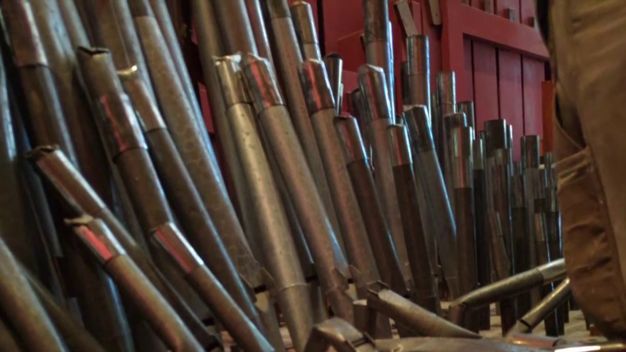 Earthquake damage - cathedral organ