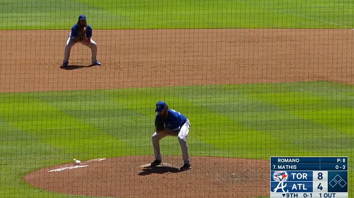 Vlad Guerrero Jr. imitates Blue Jays' pitcher during game while he pitches