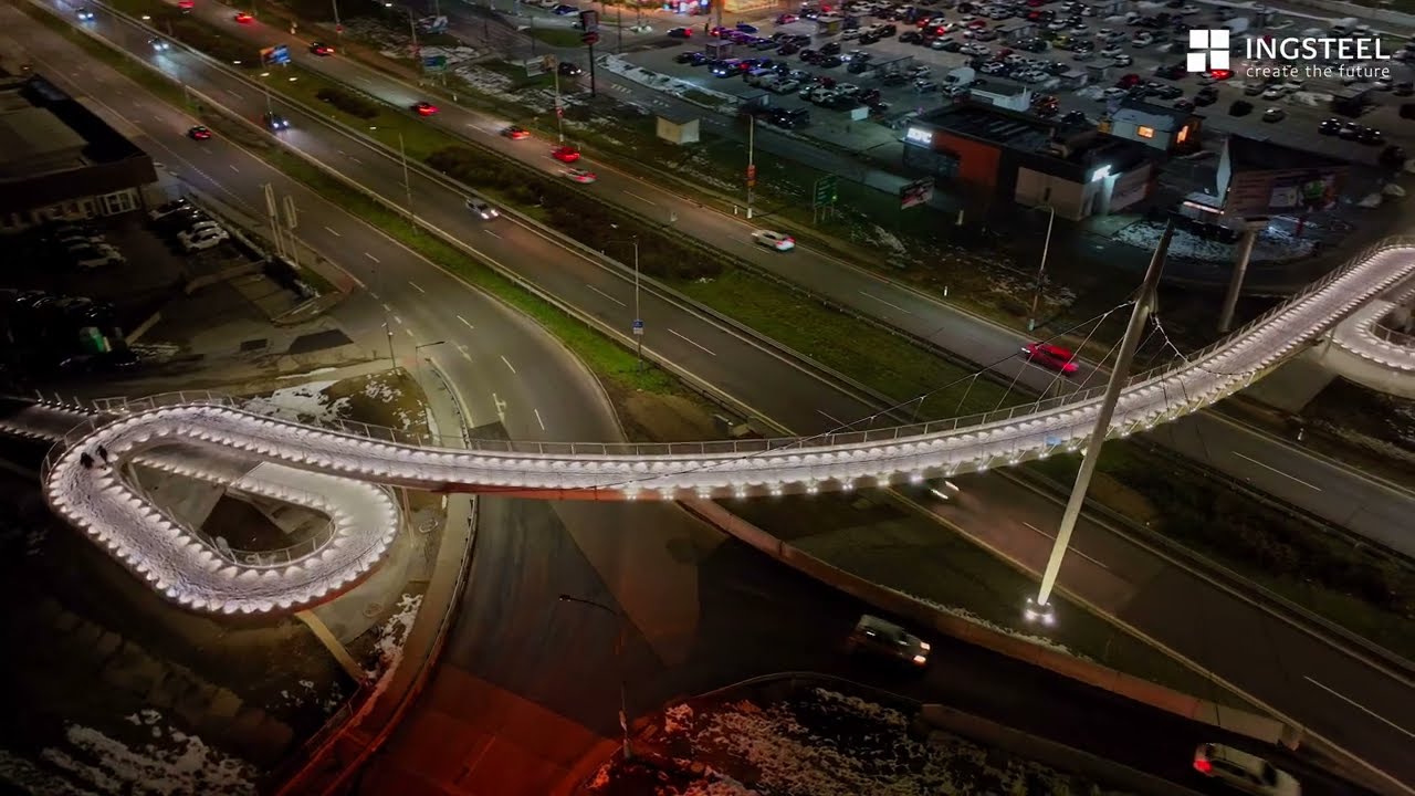 Cycling bridge over highway R1, Banská Bystrica, EuroVelo Slovakia