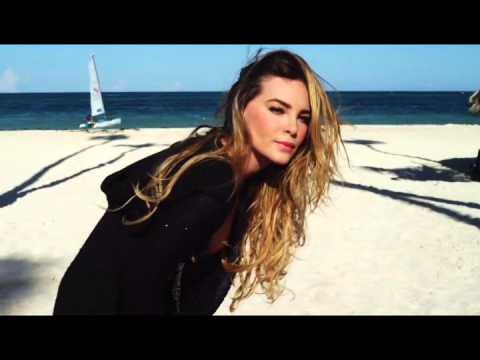 Belinda En Bikini Revista H Camara Lenta Youtube