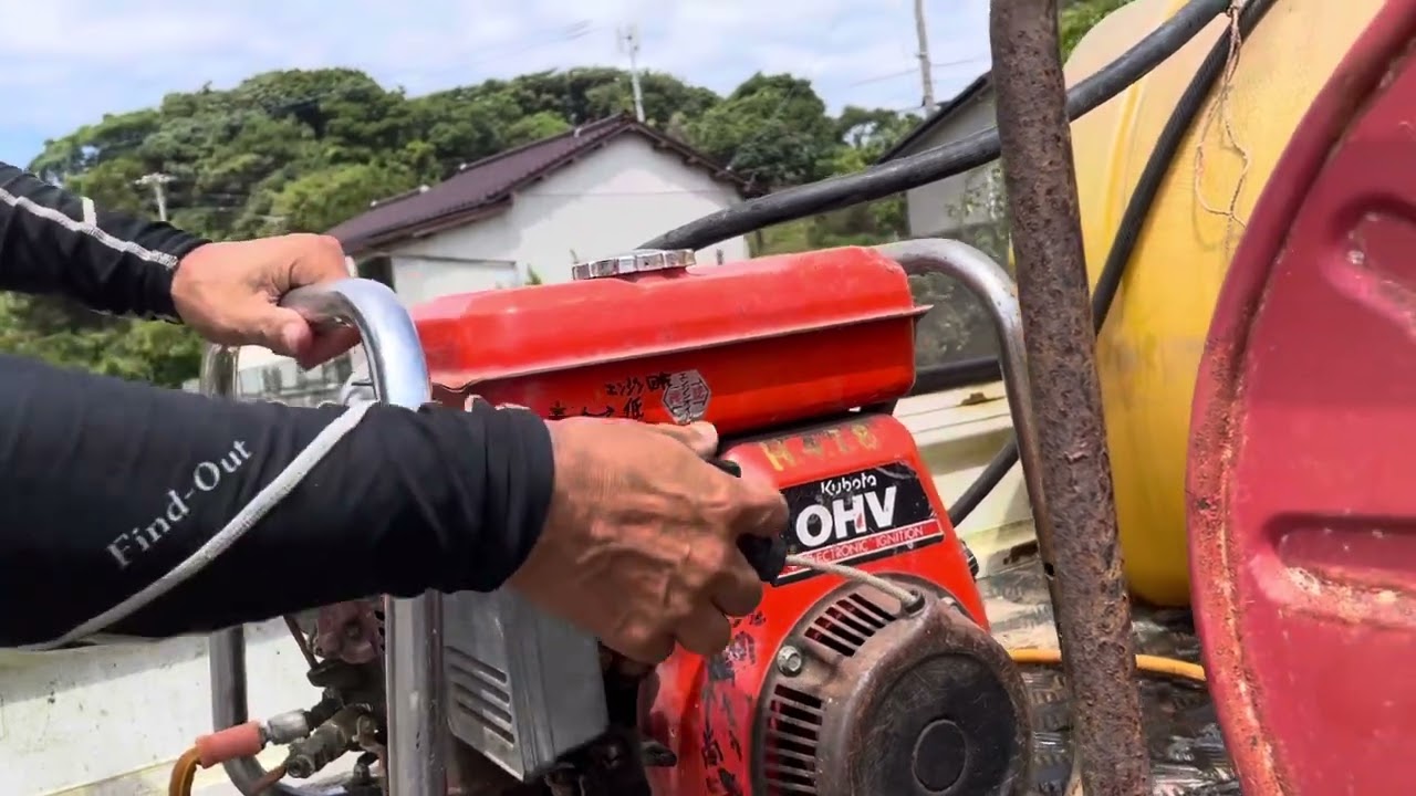 かん水ポンプ　　汲み上げ　動噴 動墳（動力噴霧器）の使い方（チューブ潅水） - YouTube