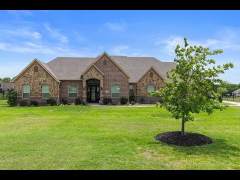 2416 Sweeping Meadows Lane, Cedar Hill, TX home video tour