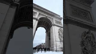 Arc de Triomphe in the Snow ❄️✨ | Arco do Triunfo na neve #Paris #France #Travel
