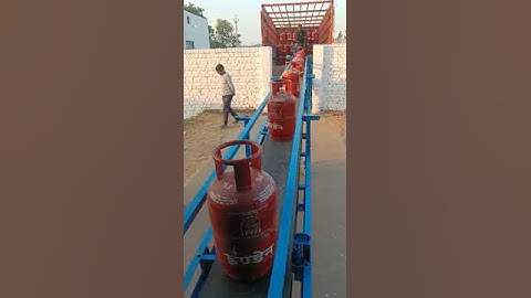 Lpg Cylinder Loading and Unloading