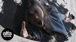 Virzha - Berpura-Pura [official video lirik]  - Durasi: 3:27. 