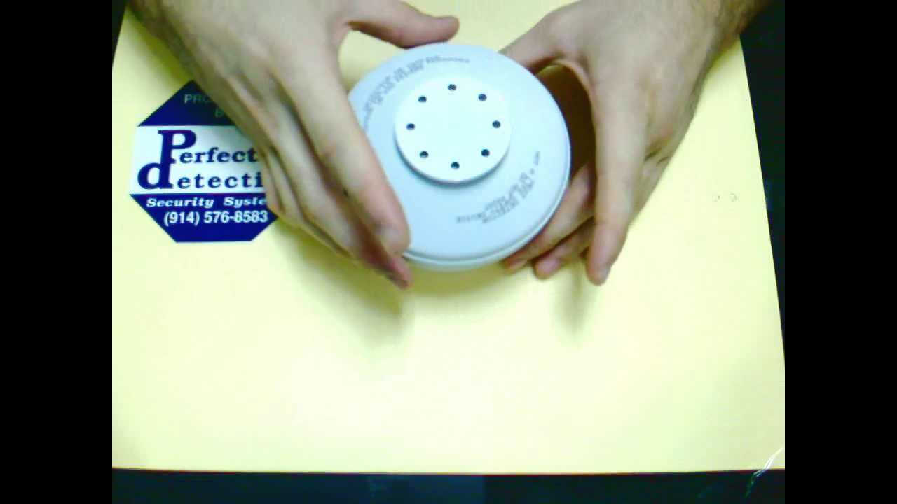 Changing the batteries in your wireless heat detector YouTube
