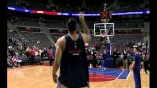 Rasheed Wallace can hit half-court shots with either hand