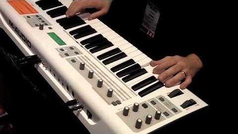 NAMM 2011: Synthgeek.tv - M-Audio Venom Virtual Analog Synthesizer