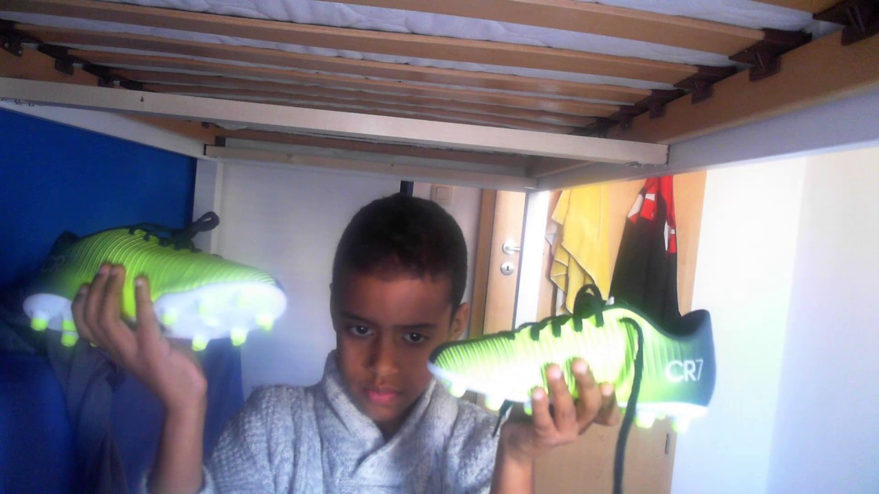 chaussures de foot cr7