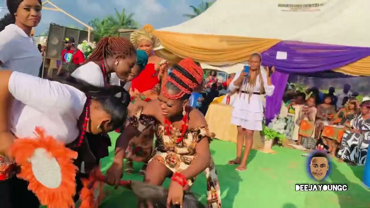 Watch as Dj Young C & team performance 