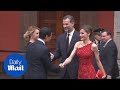 Queen letizia in red skin tight dress on mexican state visit  daily mail