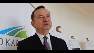 Marszałek Władysław Ortyl na wystawie „Samarytanie z Markowej”
