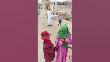 بهوايا انتي قاعده معايا 