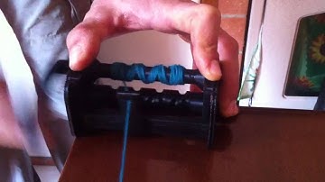 Manual winch - Level wind mechanism