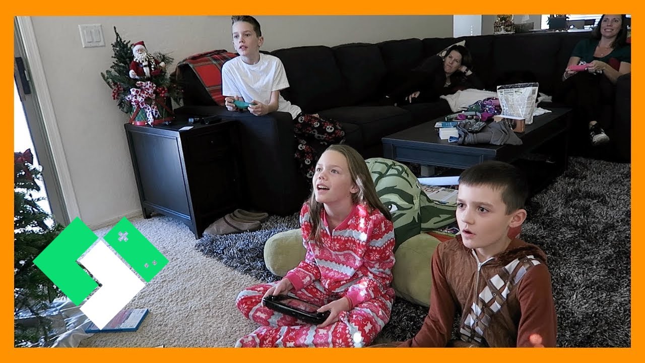 POST CHRISTMAS LAZINESS (12.26.15 - Day 1365) | Clintus.tv