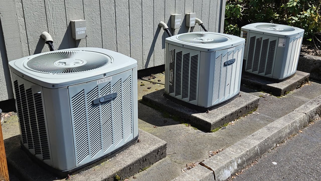 Three 2004 Trane XB10 Heat Pumps (Two 1 tons!) YouTube