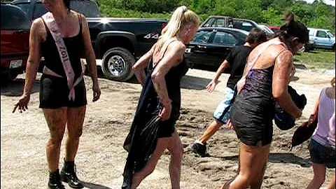 Tanya, Vicki and team, Pig Wrestling at Hog Wild