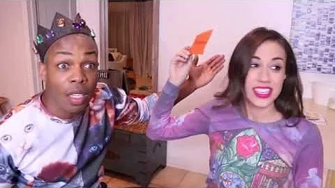 Diva Throat Charades Challenge w/ Colleen Ballinger!